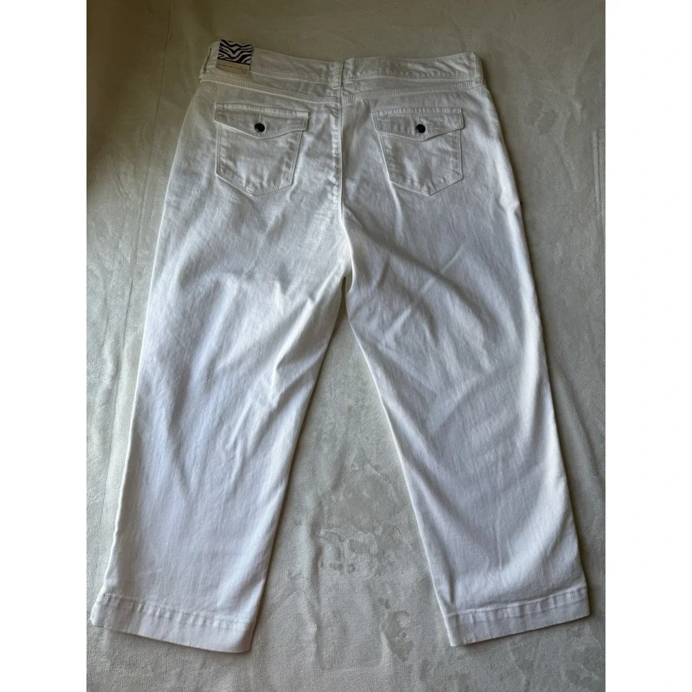 NWT Dana Buchman‎ Pants Signature Women's White Cropped Capri Pants Size 14